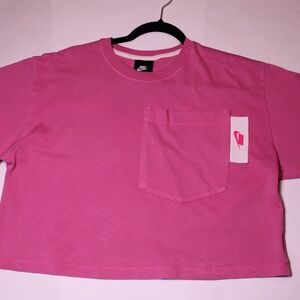 Nike Pink Cropped Pocket Tee | Women’s L | Boxy Fit